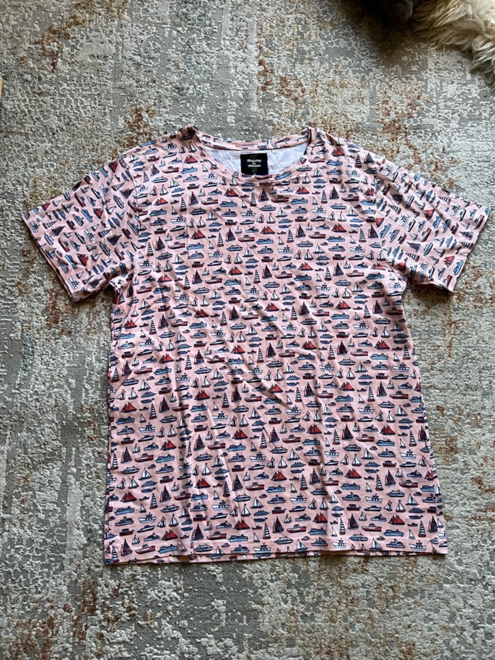 Men’s Pink Sail Boat-Print Short Sleeve Summer Tee